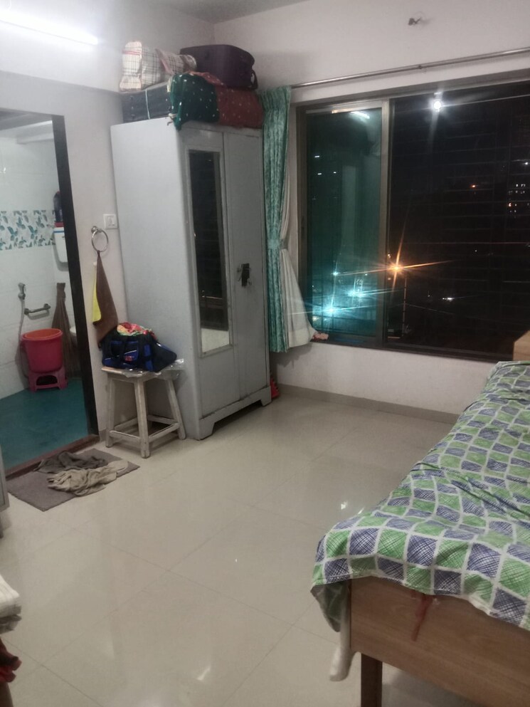  Parking, dosti-acres-aster 1 Bedroom 400 Sq.Ft. Apartment In Wadala East Mumbai 7041781