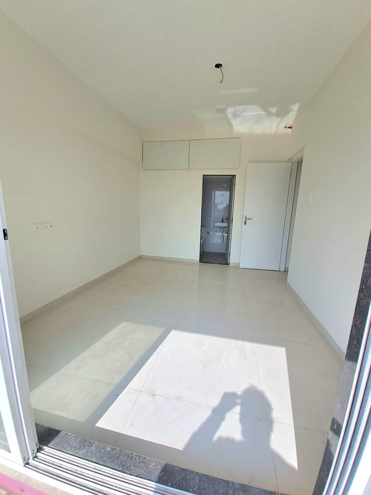 Room, sheth-chopra-shanti-lifespaces-2 2 Bedroom 1060 Sq.Ft. Apartment In Nalasopara East Palghar 7042353