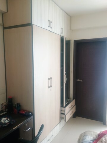 Room in 3 BHK Apartment at Cedar Luxuria, Mansarovar – for Rent