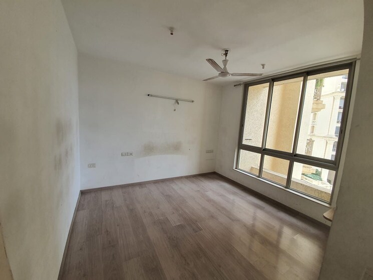 Room, hiranandani-estate-rodas-enclave 3 Bedroom 1445 Sq.Ft. Apartment In Ghodbunder Road Thane 7043241