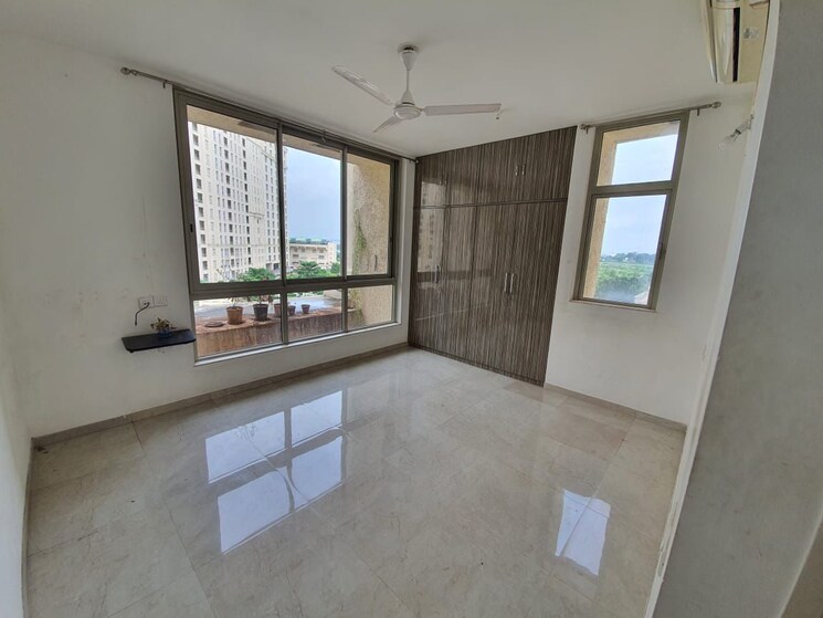 Room, hiranandani-estate-rodas-enclave 3 Bedroom 1445 Sq.Ft. Apartment In Ghodbunder Road Thane 7043241