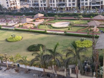 रेसिडेन्शियल फ्लॅट वर्ग फुट फॉर रीसेल इन कल्याण पश्चिम ठाणे  7043354