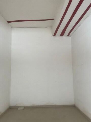 Room in  Office Space at Rustomjee Eaze Zone Mall, Malad West – for Rent