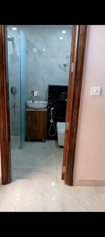 Bathroom in 2 BHK Builder Floor at RPS Palm Drive, Sector 88 – for Sale