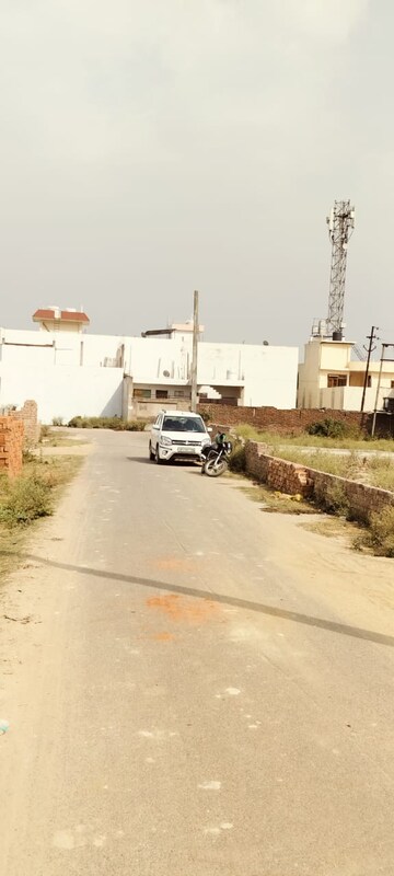 Plot For Sale in Naubasta Kala