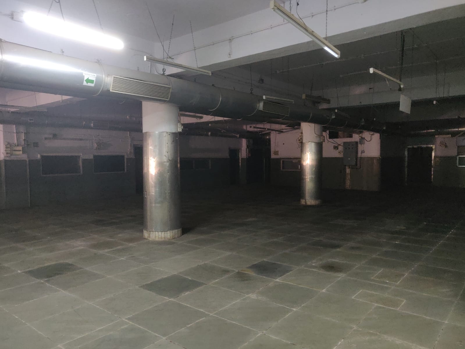 Commercial Shop 6500 Sq.Ft. For Rent in Lower Parel Mumbai  7045602