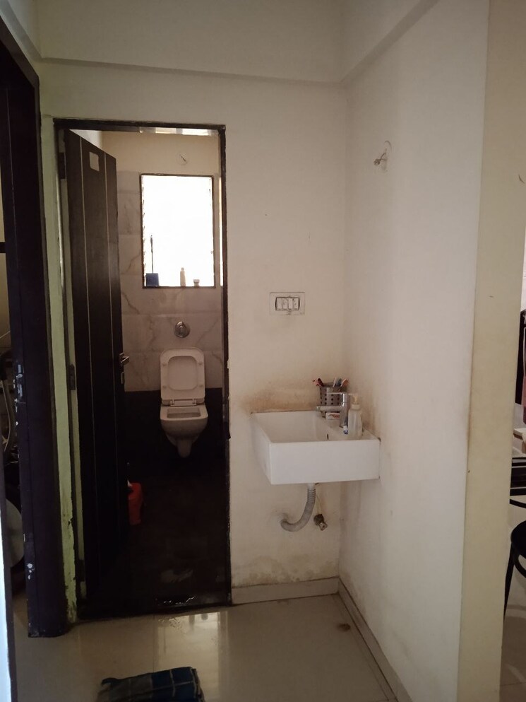 Bathroom, jhv-hira-laxmi-heights 3 Bedroom 1520 Sq.Ft. Apartment In Ulwe Navi Mumbai 7045699