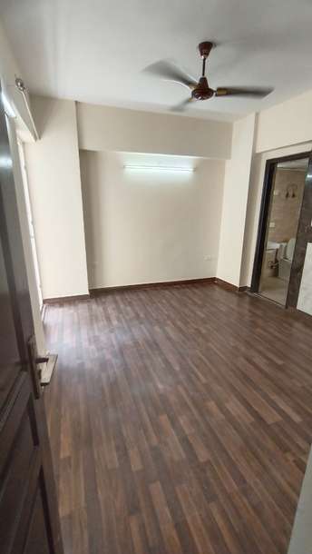 2 BHK Apartment For Rent in Sethi Max Royale Sector 76 Noida  7046957