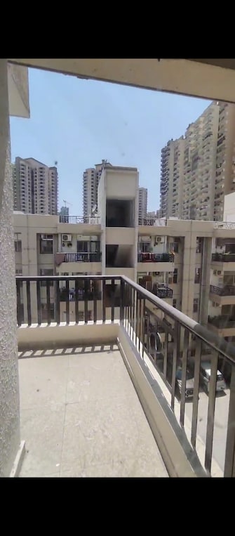 3 BHK Apartment For Resale in Supertech Oxford Square Noida Ext Sector 16b Greater Noida  7047003