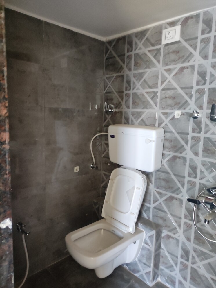 Attached Bathroom, shripal-shanti 2 Bedroom 652 Sq.Ft. Apartment In Virar West Palghar 7047373