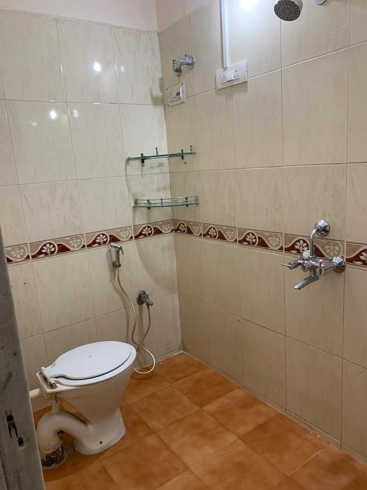 Bathroom, prescon-gardenia-and-azelia 2 Bedroom 600 Sq.Ft. Apartment In Ghodbunder Road Thane 7047465