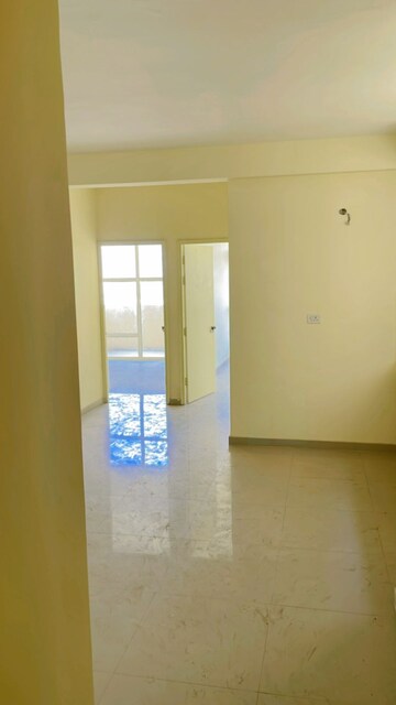 Room in 2 BHK Apartment at Pyramid Square 67A, Sector 67 – for Rent