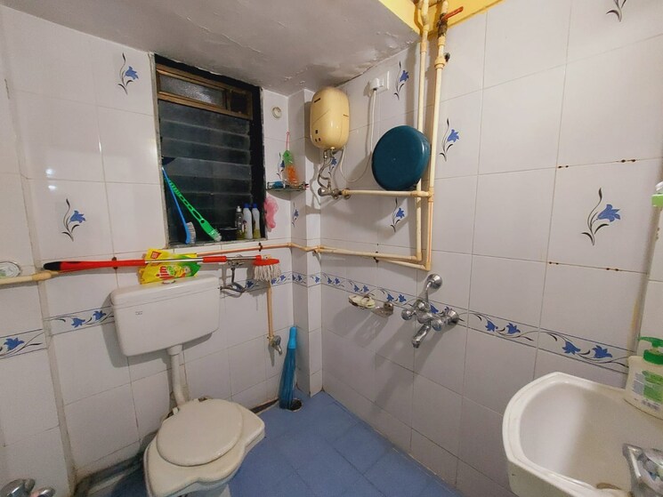 Bathroom, kundan-villa 3 Bedroom 930 Sq.Ft. Apartment In Charai Thane 7048455