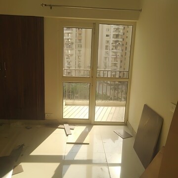Kitchen in 3.5 BHK Apartment at Aims Golf City, Sector 75 – for Sale