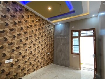 Bedroom in 3 BHK Villa at Jankipuram – for Sale