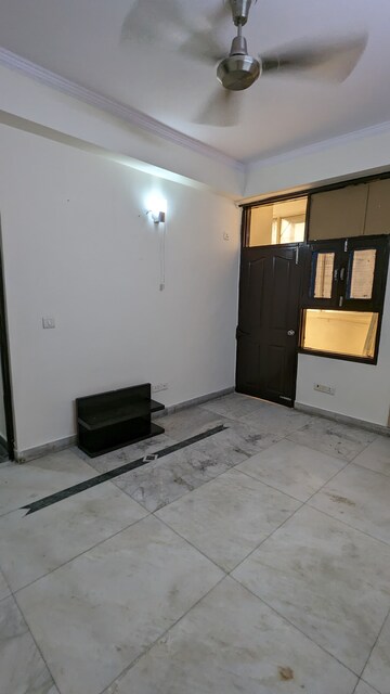 Room in 3 BHK Apartment at Shri Balajee Residency, Ahinsa Khand ii – for Sale