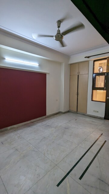 Room in 3 BHK Apartment at Shri Balajee Residency, Ahinsa Khand ii – for Sale