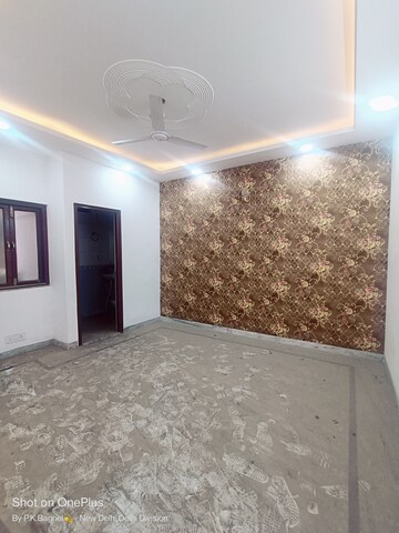 Room in 3 BHK Builder Floor at Govindpuri – for Sale