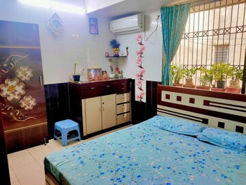 Bedroom in 2 BHK Apartment at Kopar Khairane – for Sale