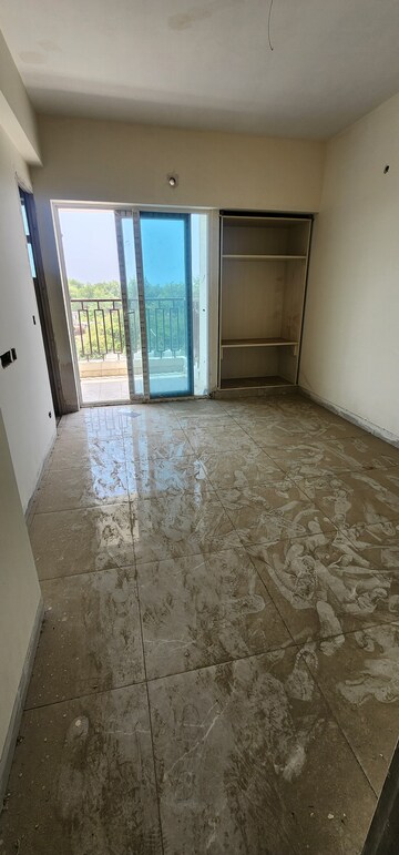 Furnished Amenities in 3 BHK Apartment at SKA Divya Towers, Sector 16 Greater Noida – for Sale