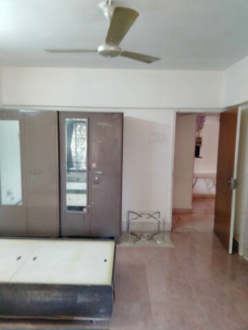 Room in 2 BHK Apartment at Vile Parle East – for Sale