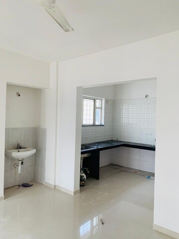 Room in 1 BHK Apartment at Venkatesh Lake Town, Katraj – for Sale