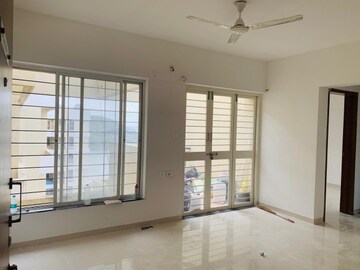Room in 1 BHK Apartment at Venkatesh Lake Town, Katraj – for Sale