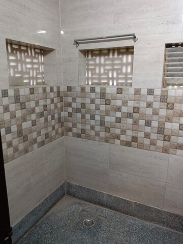 Bathroom in 2 BHK Apartment at Lajpat Nagar – for Rent