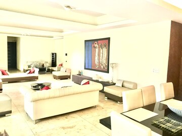 Master Bedroom in 4 BHK Apartment at Gaur Saundaryam, Tech Zone 4 Greater Noida – for Sale