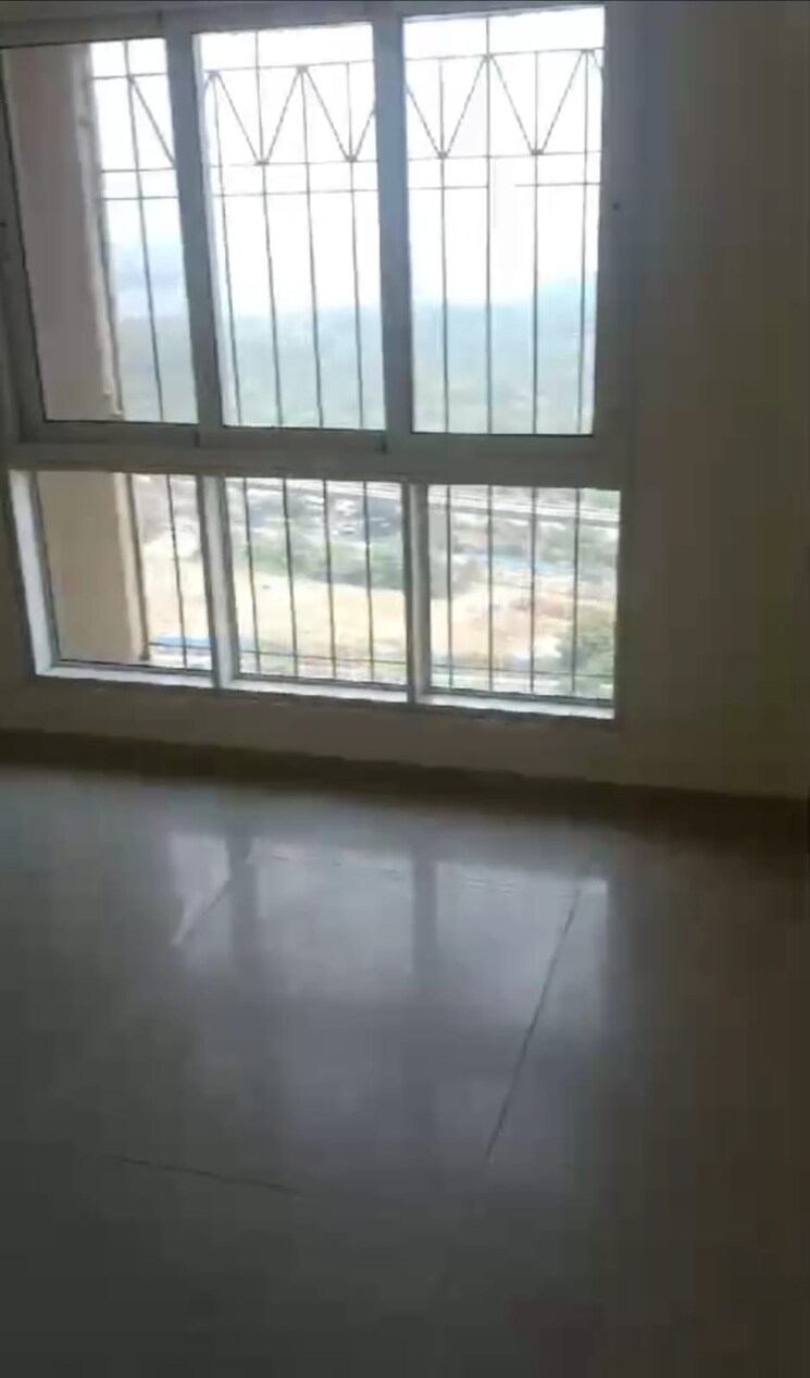 Room, dosti-west-county-phase-4-dosti-pine 2 Bedroom 747 Sq.Ft. Apartment In Balkum Pada Thane 7052068