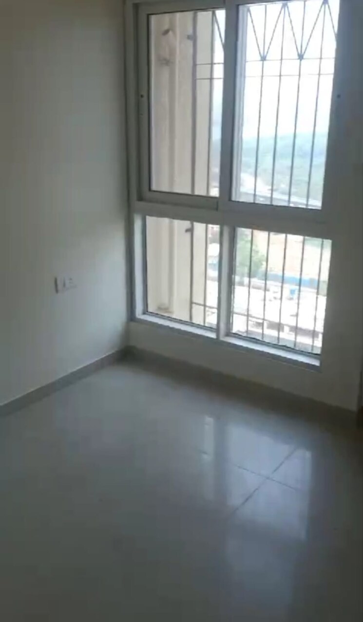 Room, dosti-west-county-phase-4-dosti-pine 2 Bedroom 747 Sq.Ft. Apartment In Balkum Pada Thane 7052068