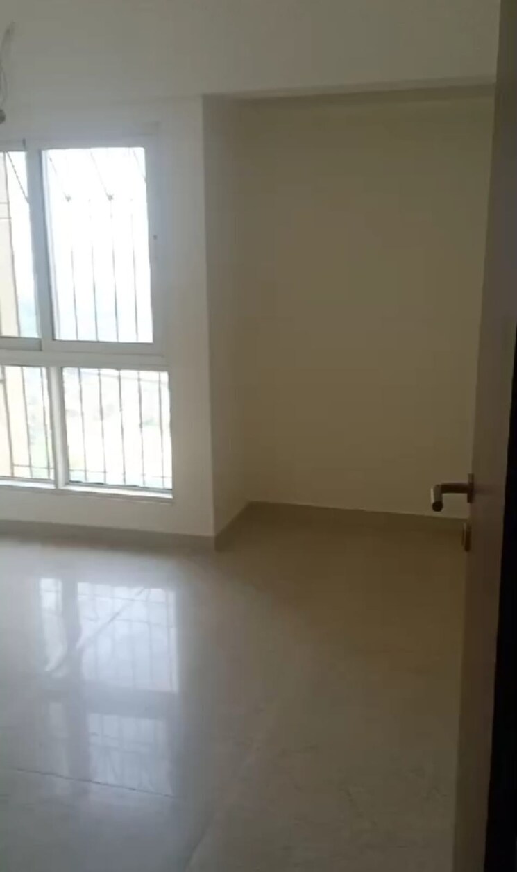 Room, dosti-west-county-phase-4-dosti-pine 2 Bedroom 747 Sq.Ft. Apartment In Balkum Pada Thane 7052068