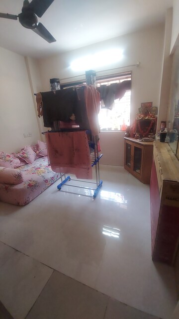Master Bedroom in 2 BHK Apartment at Shree Vallabh Anand CHS, Malad West – for Rent