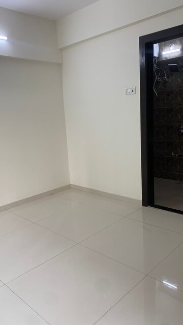 Room in 1 BHK Apartment at Cosmos Enclave, Kasarvadavali – for Sale