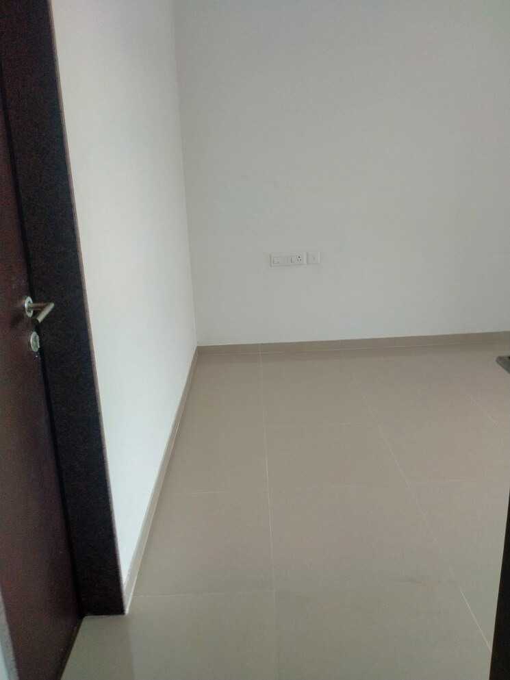 Room, squarefeet-grand-square 1 Bedroom 600 Sq.Ft. Apartment In Anand Nagar Thane 7052928
