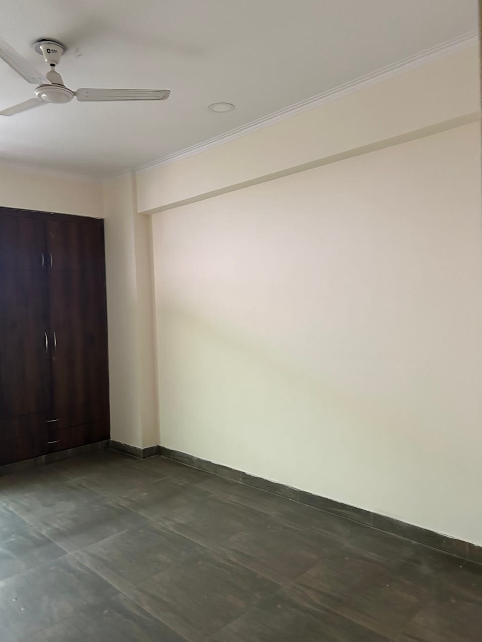 3 BHK Apartment For Rent in Gaur City 2 - 16th Avenue Noida Ext Sector 16c Greater Noida  7052954