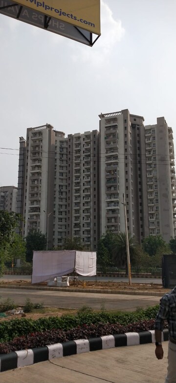3 BHK Apartment – Exterior View View at Sidhartha Diplomats Golf Link, Sector 110 - for Sale
