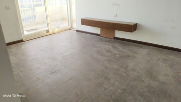 Room in 3 BHK Apartment at SS The Leaf, Sector 85 – for Sale