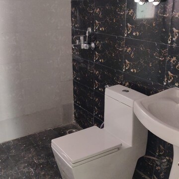 Bathroom in 3 BHK Apartment at Migsun Ultimo, Omicron Iii Greater Noida – for Sale