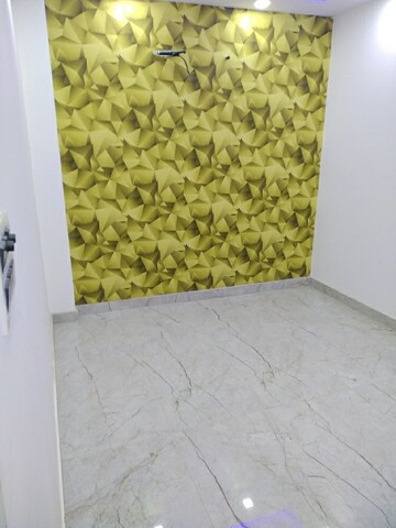 Room in 2 BHK Builder Floor at Govindpuri – for Sale