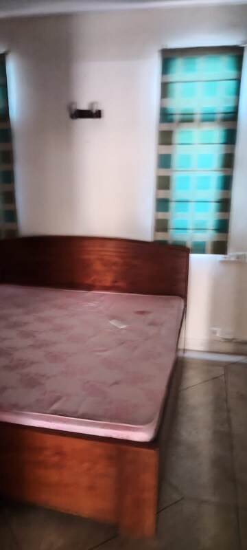 Room in 3 BHK Apartment at Kiran Residency, Sector 56 – for Sale