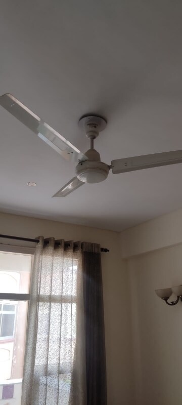 Furnished Amenities in 3 BHK Apartment at Kiran Residency, Sector 56 – for Sale
