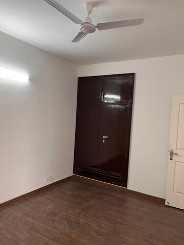Room in 3 BHK Apartment at Adore Happy Homes Grand, Sector 85 – for Sale