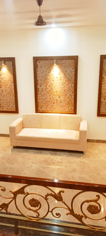 Bedroom in 4 BHK Villa at Lalarpura – for Sale