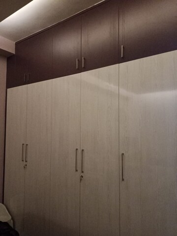 Furnished Amenities in 3 BHK Apartment at Emaar Palm Hills, Sector 77 – for Sale