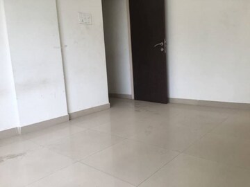 Room in 3 BHK Apartment at Kundan Green Zone, Baner – for Sale