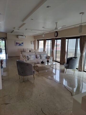 4 BHK Apartment For Resale in Nandita Building Bandra West Mumbai  7056455