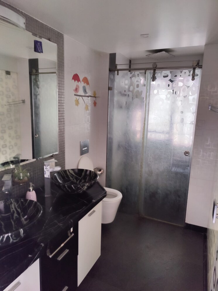 Master Bedroom, nandita-building 4 Bedroom 2000 Sq.Ft. Apartment In Bandra West Mumbai 7056455