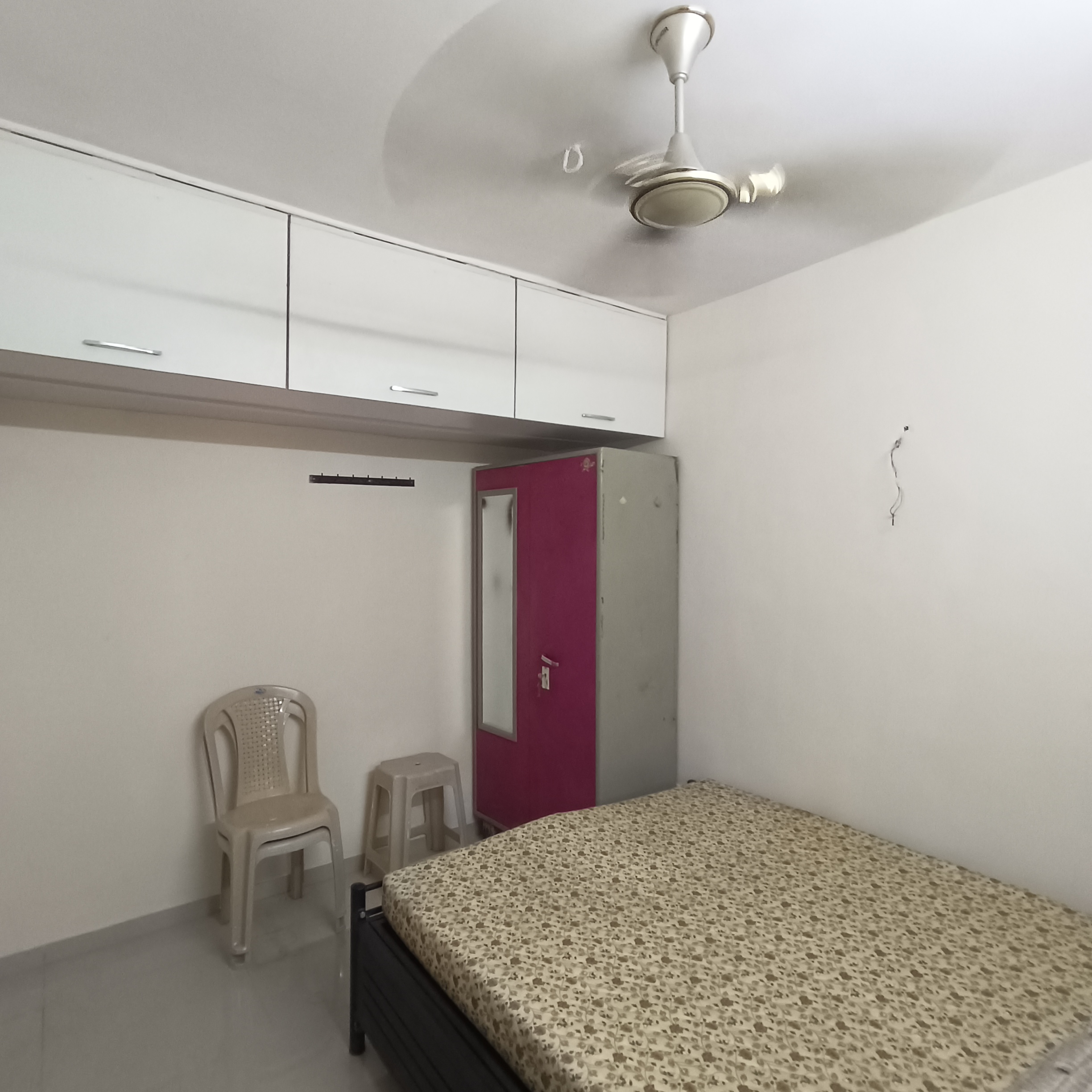 1 BHK Apartment For Rent in Saryu Apartment Malad East Malad East Mumbai  7056560