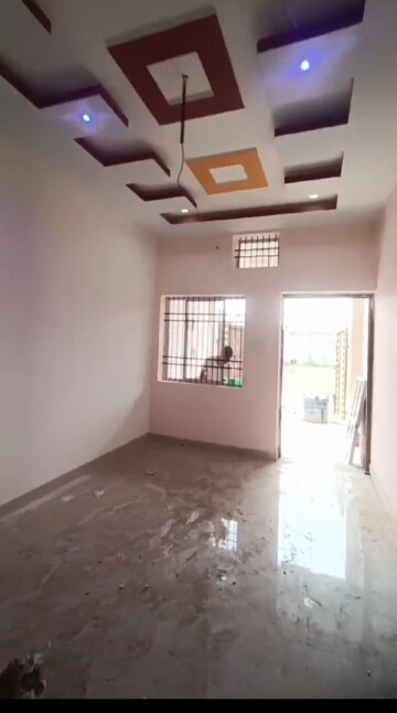 Room in 2 BHK Independent House at Bhatagaon – for Sale
